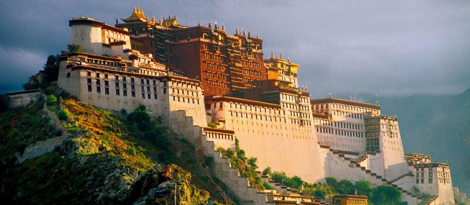 Necessary Travel Documents for Tibet and Nepal
